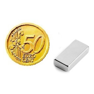 Parallelepipedo mmagnetico PRLM 20-10-05